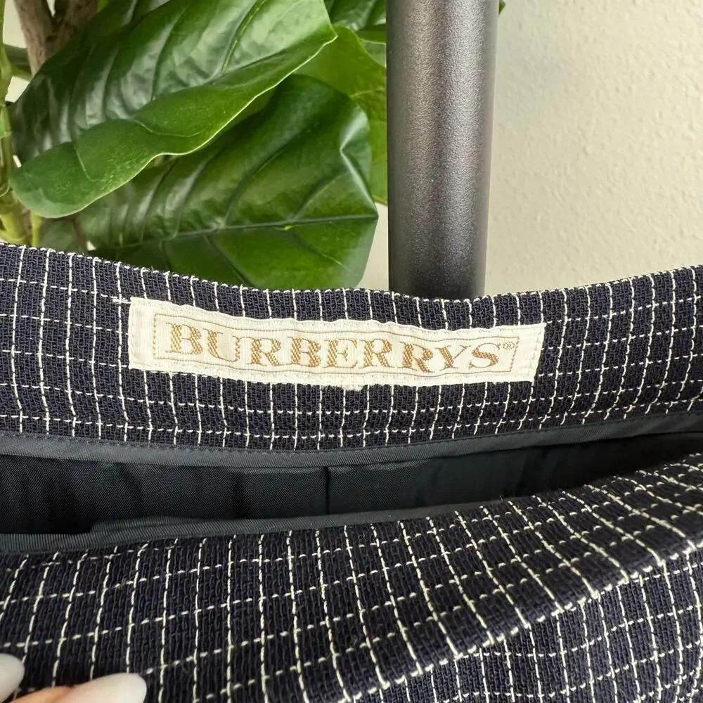 💎✨BEAUTIFUL✨💎 Authentic Burberry suit dress - Picture 3 of 10
